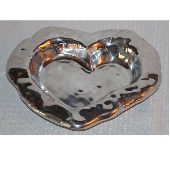 Corazon Vento 11" Handmade Silver Metal Heart Dish - Picture 2 of 8